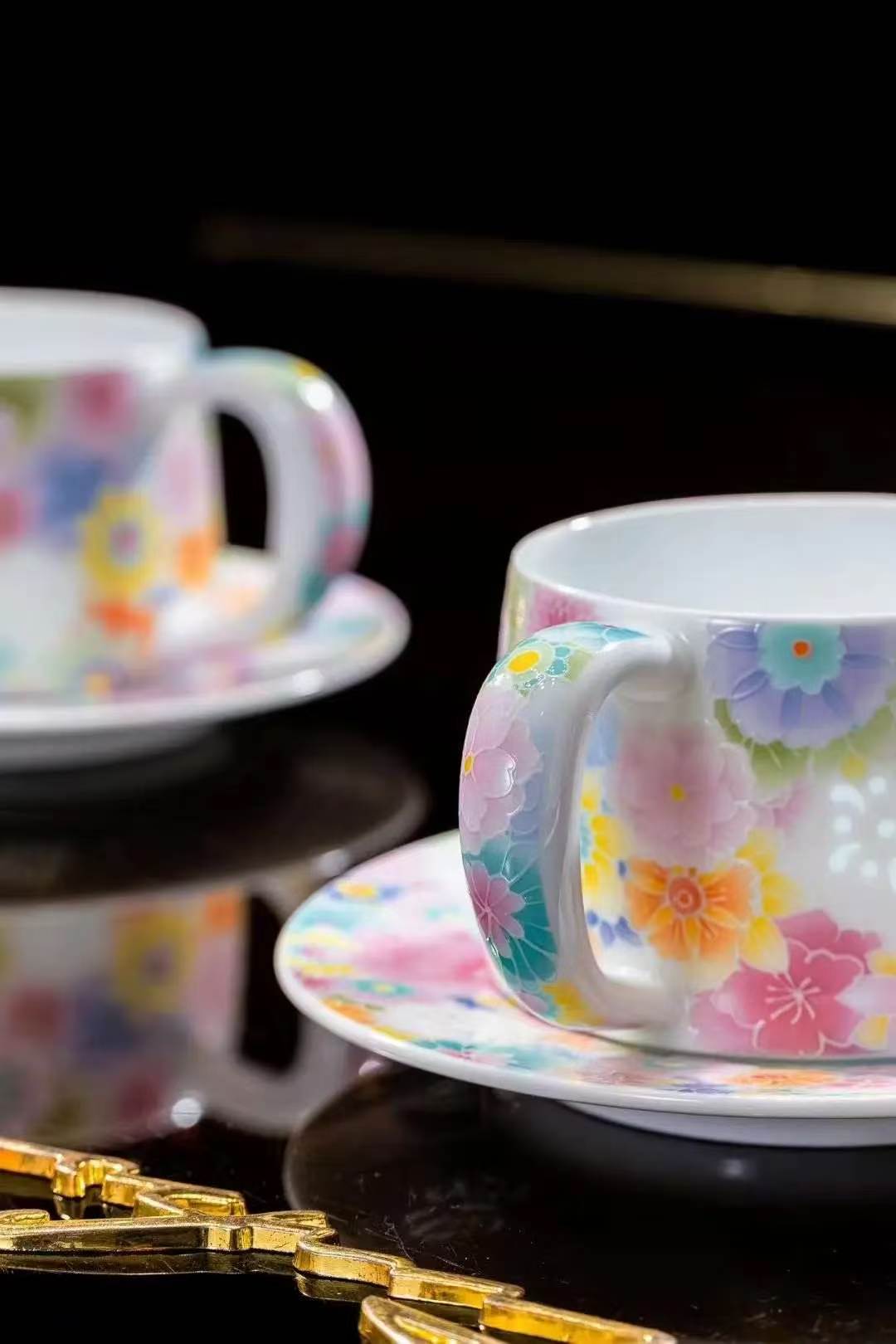 粉彩花卉玲珑瓷咖啡杯4